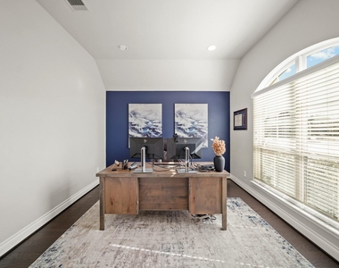 10839 High Red Mesa - Photo Thumbnail 2