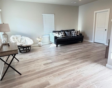 2115 Fulton Street - Photo Thumbnail 5