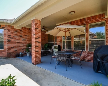 703 Hollington Way - Photo Thumbnail 24
