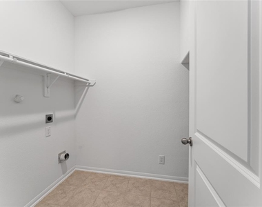 550 Long Beach Bay Drive - Photo Thumbnail 40