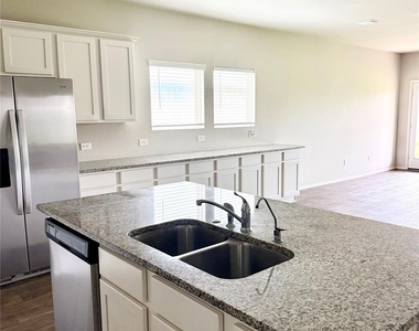 4406 Andorno Dr - Photo Thumbnail 4
