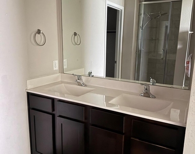 4406 Andorno Dr - Photo Thumbnail 13