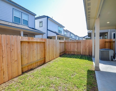 3107 Boulder Ranch Drive - Photo Thumbnail 5
