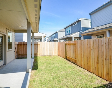 3107 Boulder Ranch Drive - Photo Thumbnail 7