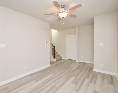 3107 Boulder Ranch Drive - Photo Thumbnail 11