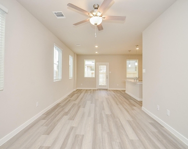 3107 Boulder Ranch Drive - Photo Thumbnail 9