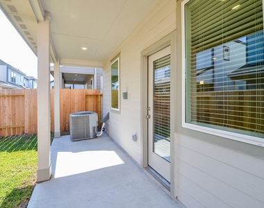 3107 Boulder Ranch Drive - Photo Thumbnail 4