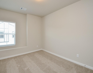 3107 Boulder Ranch Drive - Photo Thumbnail 29