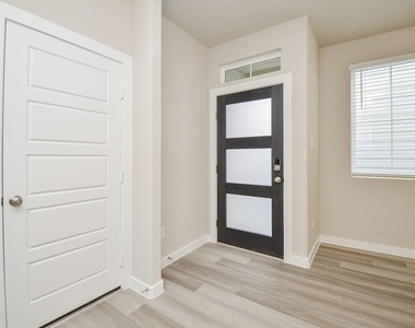3107 Boulder Ranch Drive - Photo Thumbnail 8
