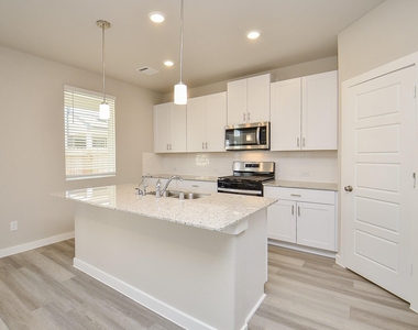 3107 Boulder Ranch Drive - Photo Thumbnail 15