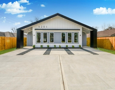 5201 Fairchild Street - Photo Thumbnail 39
