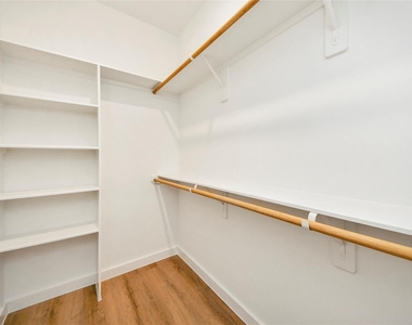 5201 Fairchild Street - Photo Thumbnail 35