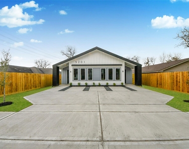 5201 Fairchild Street - Photo Thumbnail 37