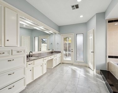 14819 Walbrook Drive - Photo Thumbnail 21
