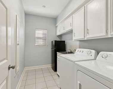 14819 Walbrook Drive - Photo Thumbnail 11