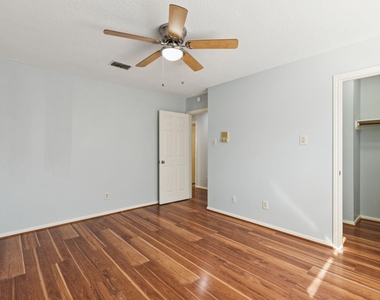 14819 Walbrook Drive - Photo Thumbnail 28