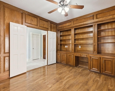 14819 Walbrook Drive - Photo Thumbnail 25