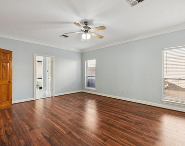 14819 Walbrook Drive - Photo Thumbnail 20