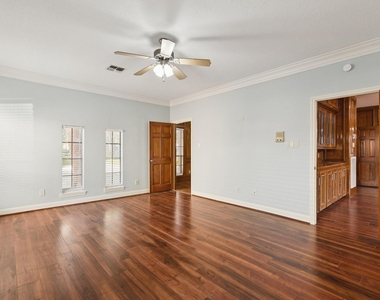 14819 Walbrook Drive - Photo Thumbnail 18