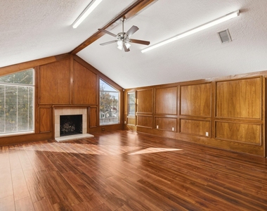 14819 Walbrook Drive - Photo Thumbnail 36