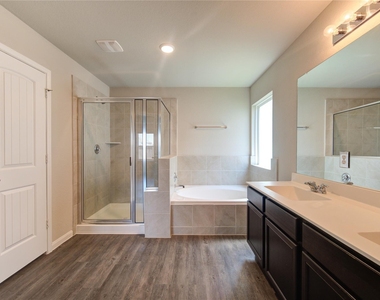 24726 Signorelli Way - Photo Thumbnail 12
