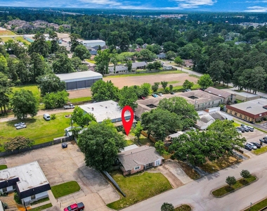 811 Hillcrest Drive - Photo Thumbnail 39