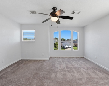 11710 Fossil Rock Lane - Photo Thumbnail 27