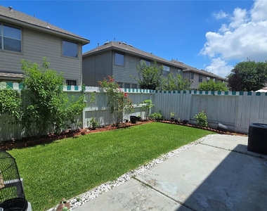 12415 Jasmine Brook Lane - Photo Thumbnail 12