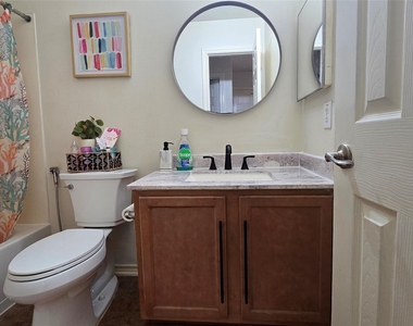 12415 Jasmine Brook Lane - Photo Thumbnail 11