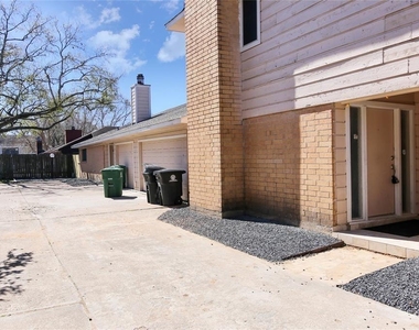 10839 Sugar Hill Drive - Photo Thumbnail 17