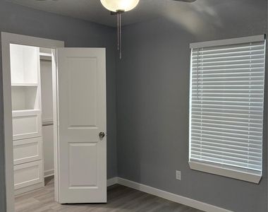 1809 Reese Street - Photo Thumbnail 18