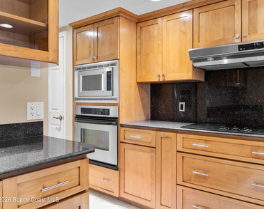 2220 Front Street - Photo Thumbnail 16