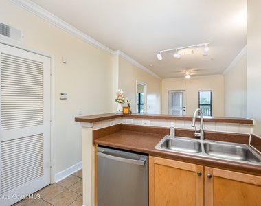 6470 Borasco Drive - Photo Thumbnail 7