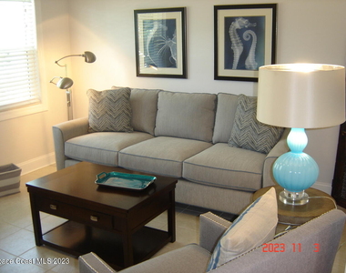 7801 Ridgewood Avenue - Photo Thumbnail 4
