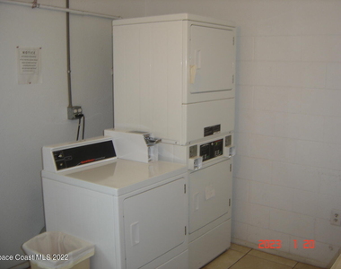 7801 Ridgewood Avenue - Photo Thumbnail 16