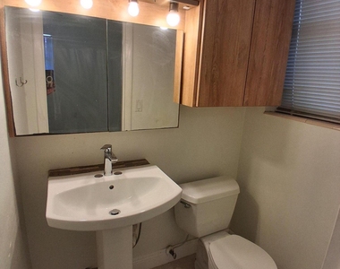 303 Princeton Avenue - Photo Thumbnail 21