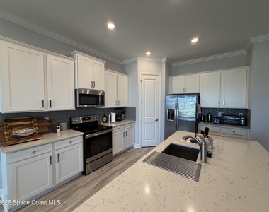 2371 Caravan Place - Photo Thumbnail 9