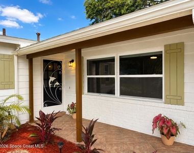 987 Kings Post Road - Photo Thumbnail 4