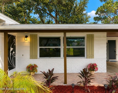 987 Kings Post Road - Photo Thumbnail 2