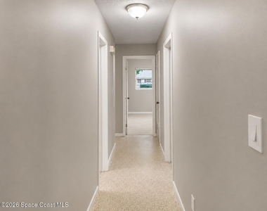 987 Kings Post Road - Photo Thumbnail 18
