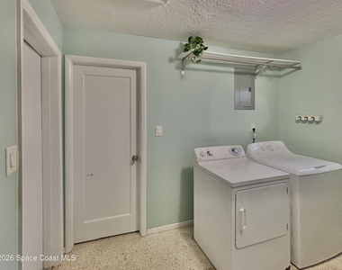 987 Kings Post Road - Photo Thumbnail 30