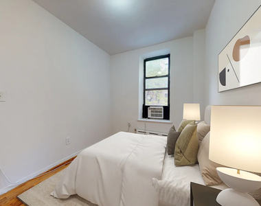 East 78th Street - Photo Thumbnail 3
