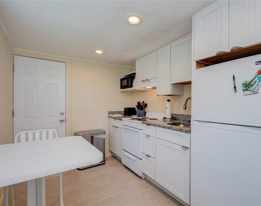 3200 W De Bazan Avenue - Photo Thumbnail 47