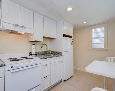 3200 W De Bazan Avenue - Photo Thumbnail 49