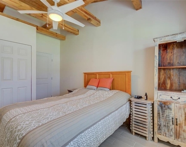 3200 W De Bazan Avenue - Photo Thumbnail 52