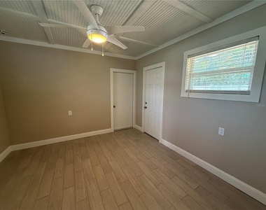 3200 W De Bazan Avenue - Photo Thumbnail 33
