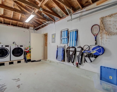 3200 W De Bazan Avenue - Photo Thumbnail 35