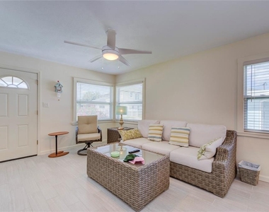 3200 W De Bazan Avenue - Photo Thumbnail 44