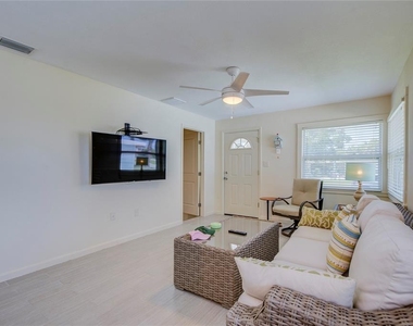 3200 W De Bazan Avenue - Photo Thumbnail 43