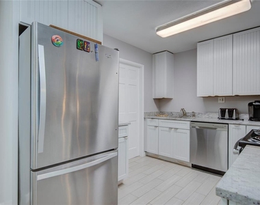 3200 W De Bazan Avenue - Photo Thumbnail 16